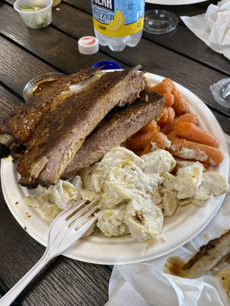 J & J Smokehouse BBQ J & J Smokehouse BBQ