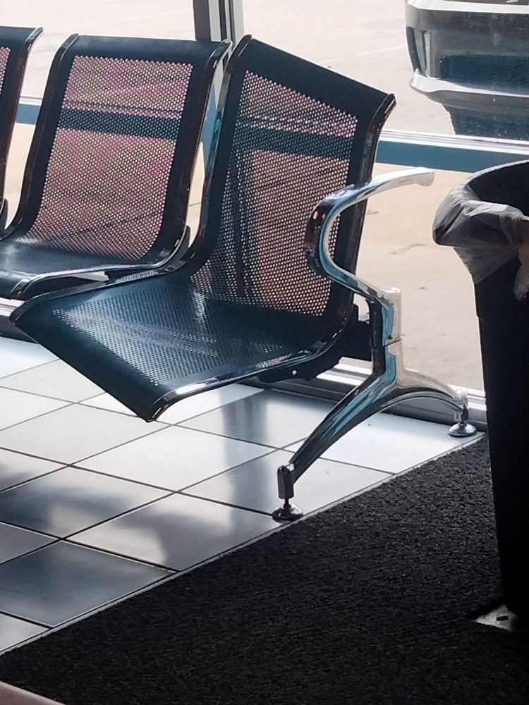 Lost Sock Coin Laundry - Blountville