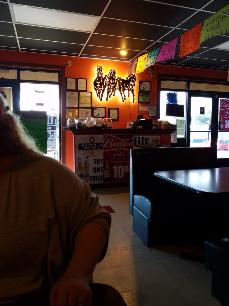 Belleville Mexican Restaurant Gift Cards Illinois Giftly Los Tres Potrillos 548 East Washington St Millstadt Il