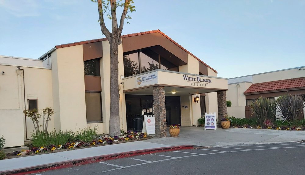 White Blossom Care Center