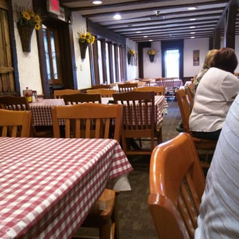 Stroud S Restaurant Bar 42 Photos 56 Reviews American Photo Of Stroud S Restaurant Bar Wichita Ks United States A Nice