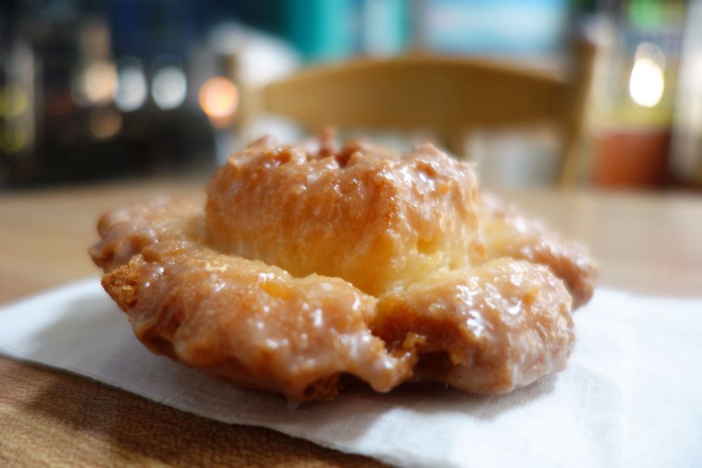 Swiss Donut 74 Photos & 91 Reviews Donuts 555 S Sunrise Way, Palm