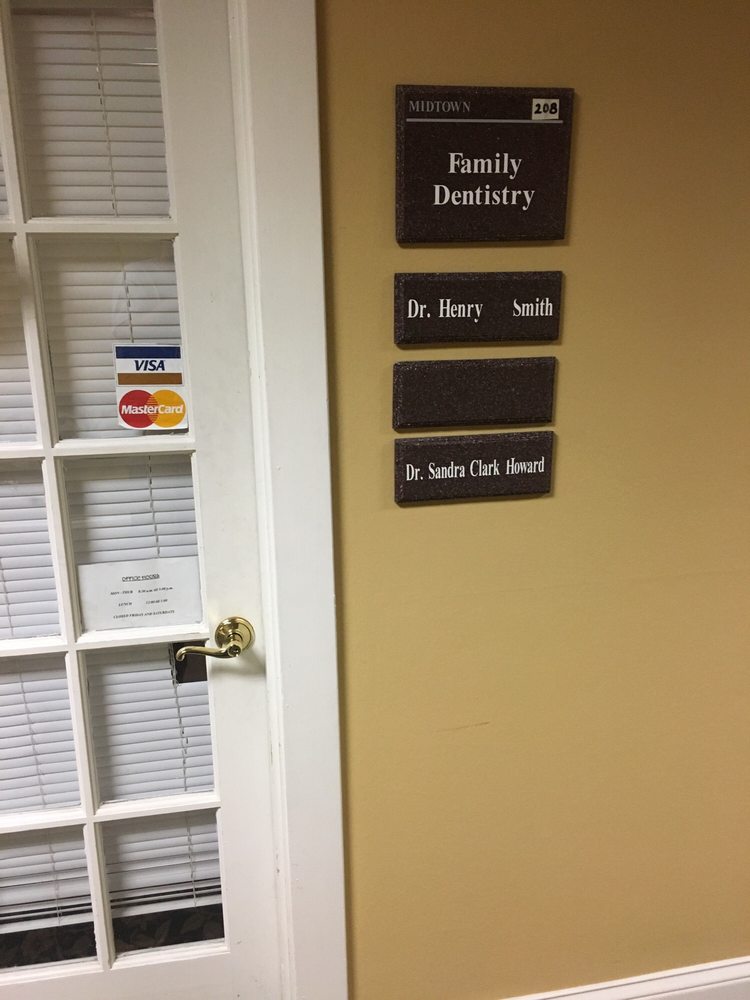 image of business Howard Sandra Clark Dr