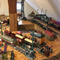 Indoor Aktivität mit Kindern - Spielzeugmuseum Ähnliches Foto