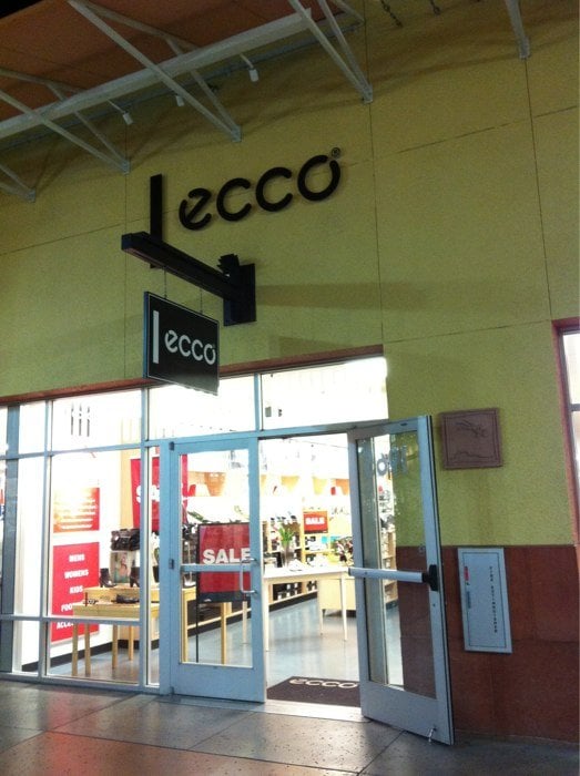 ECCO Outlet Shoe Stores 805 S Grand Central Pkwy, Downtown, Las