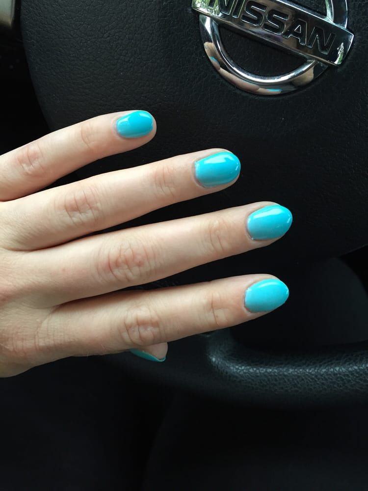 Color Changing Nail Polish Went From White Warm To Dark Turquoise Photo Of Salon 206 Seattle Wa United States Color Changing Nail Polish