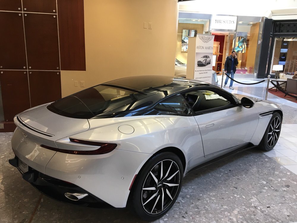 Tysons Galleria