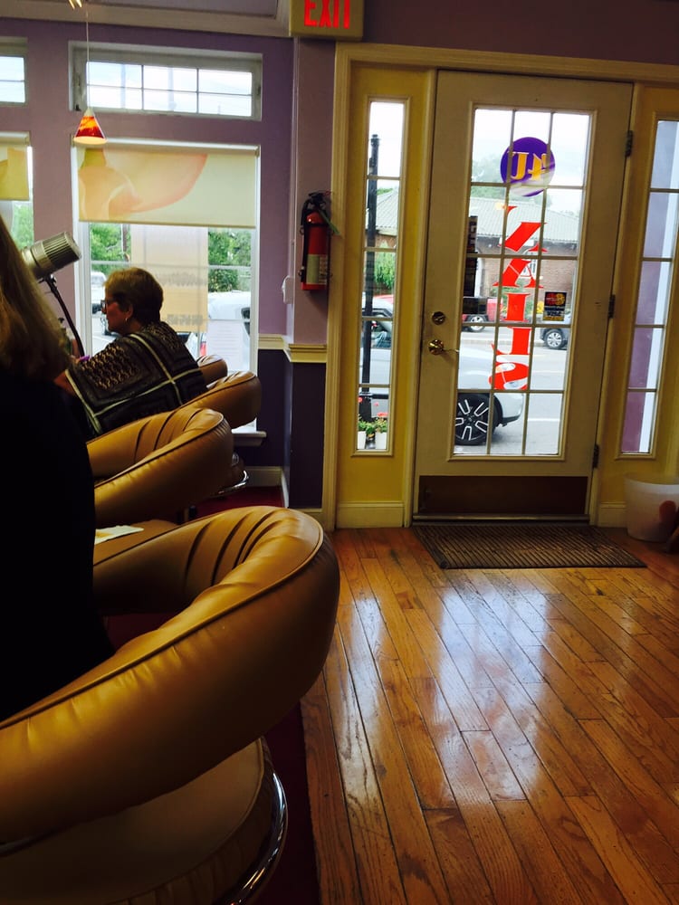 4 U Nails 18 Photos & 30 Reviews Nail Salons 770 Speedwell Ave