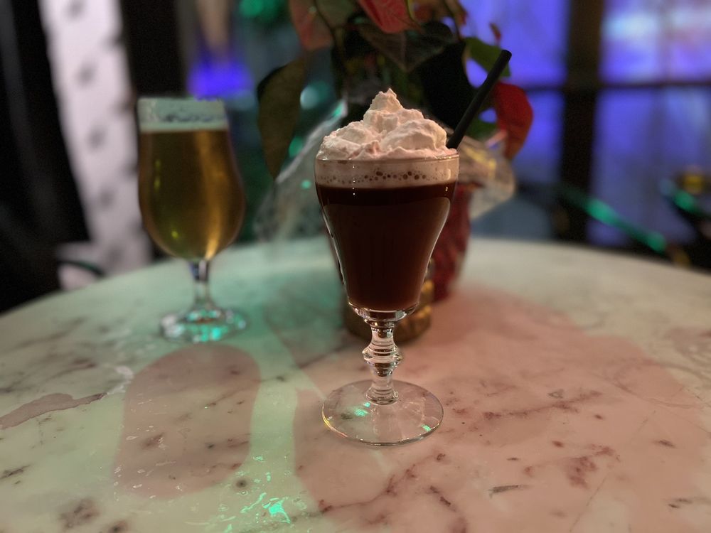 Bottle & Barlow - Bar