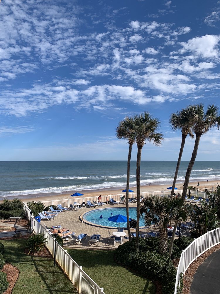 Coral Sands Oceanfront Resort