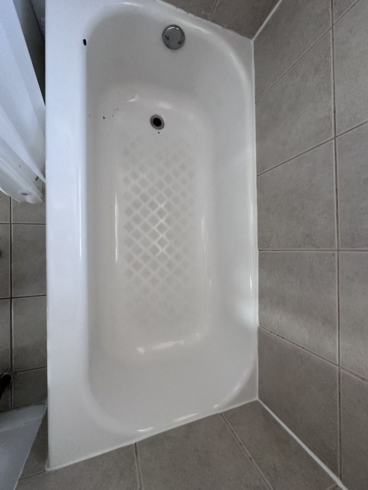 Handywolf Bathtub reglazing 