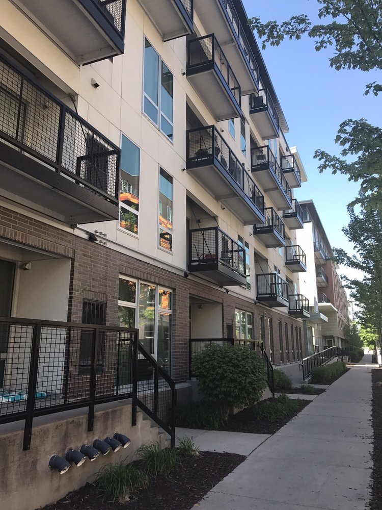 Blue Apartments 22 Photos & 20 Reviews Apartments 2922 Aldrich