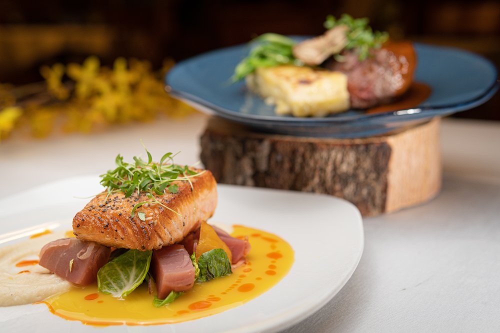 Season's At Highland Lake