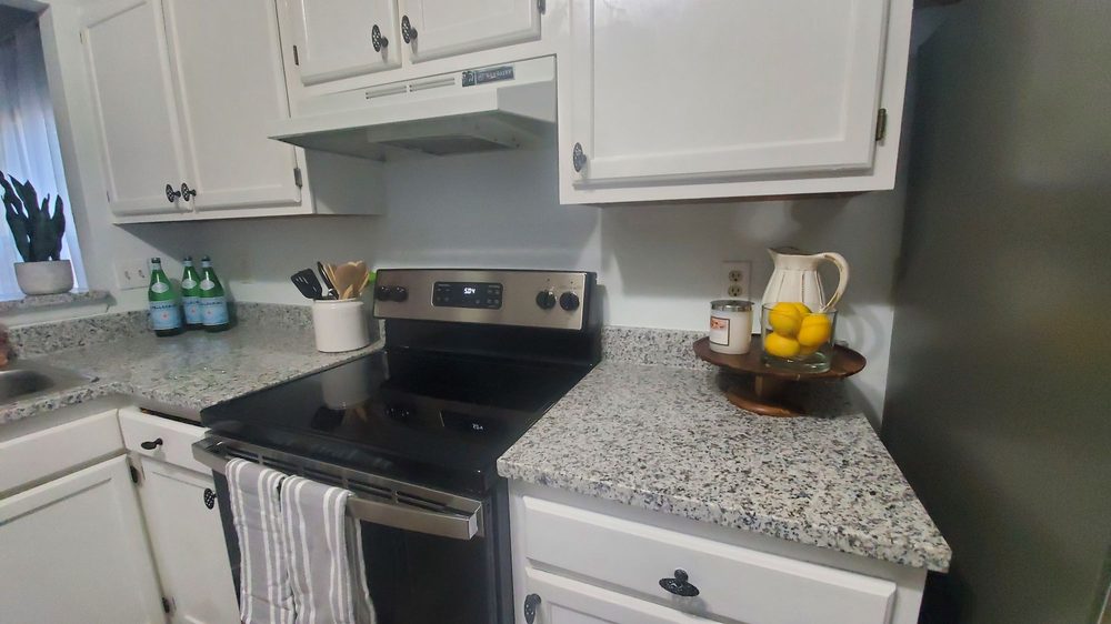 California Granite & Flooring