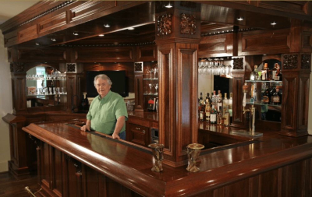 image of business Classic Bars