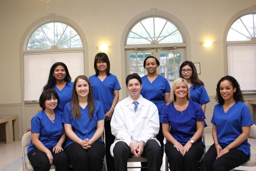 image of business Robert J Kelly DDS & Associates