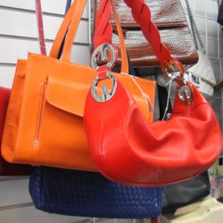 Act Ii Boutique 20 Photos Used Vintage Consignment 2599 Photo Of Act Ii Boutique Vancouver Bc Canada Designer Purses