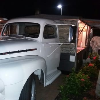 Polpo Pizza - 25 Photos - Food Trucks - Phillippi Farmers ...