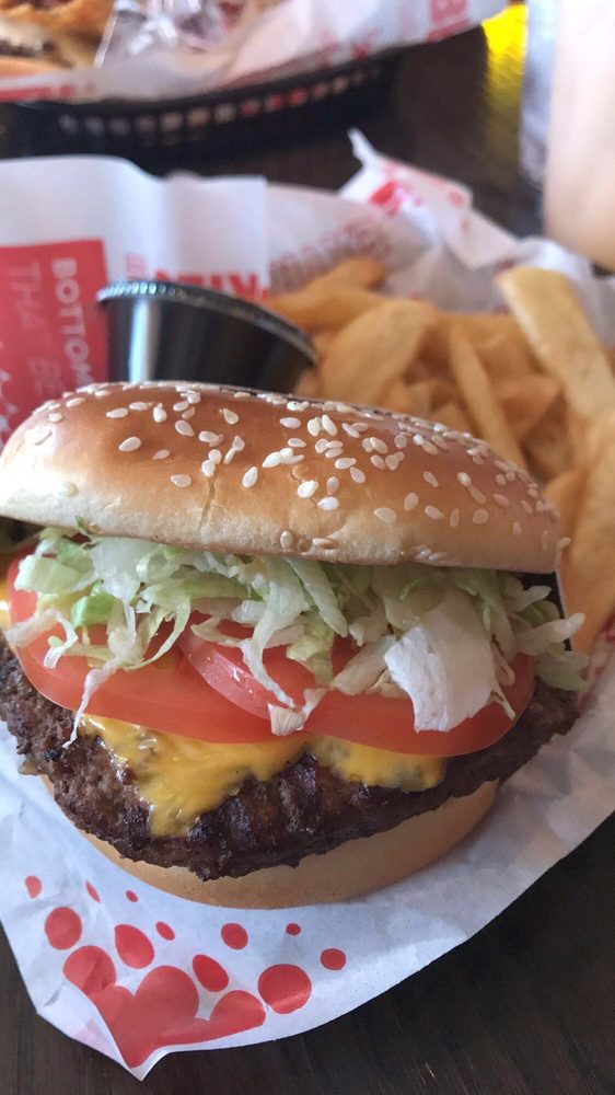 Red Robin Gourmet Burgers and Brews Red Robin Gourmet Burgers and Brews
