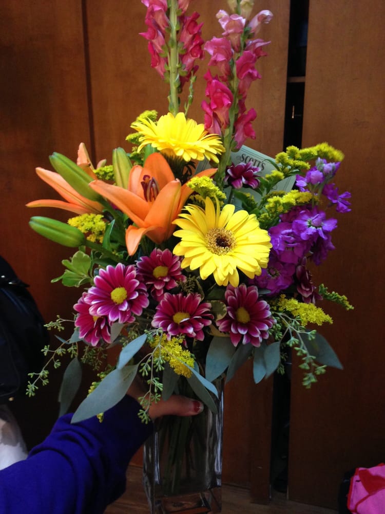 Scott’s Flowers On The Square Florists 200 W College, Stephenville