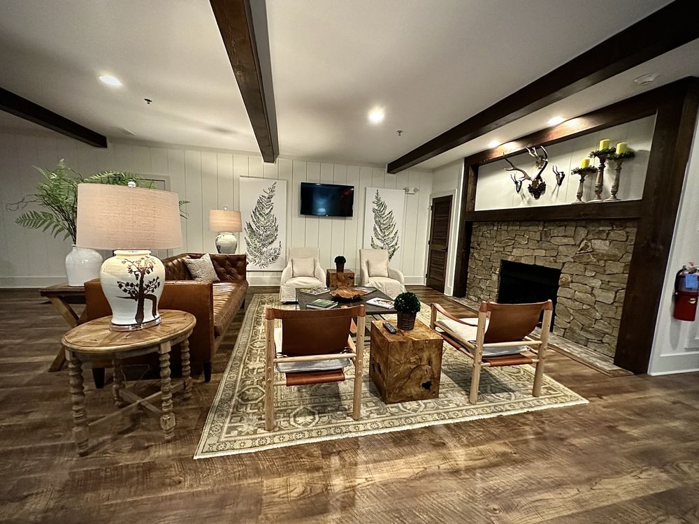 The Blowing Rock Manor