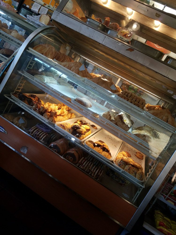 Las Americas Bakery 32 Photos & 11 Reviews Bakeries 9304 37th Ave