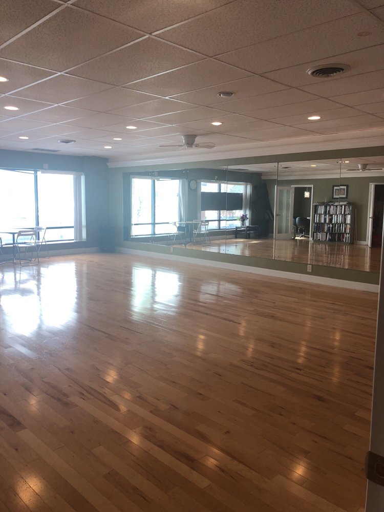 Arthur Murray Dance Studio Dance Studios 136 6th St, Downtown