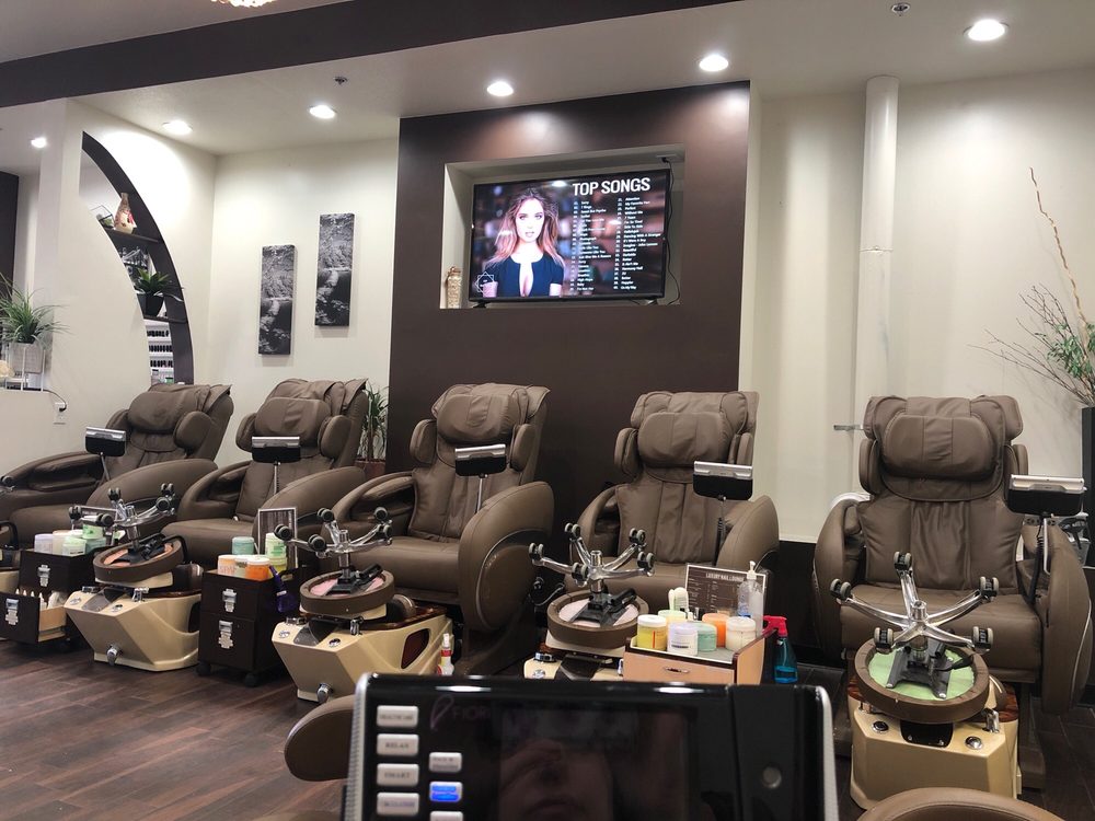 Pedicure Chairs Same On Both Sides Yelp