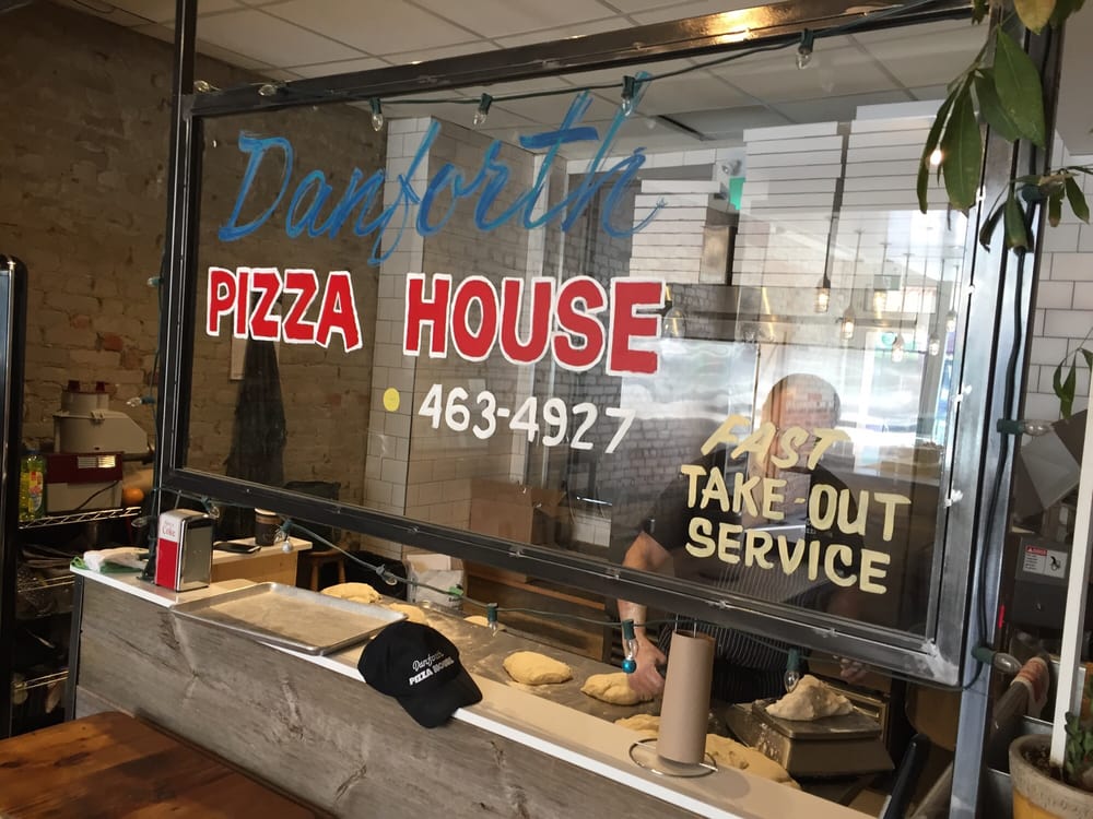 Danforth Pizza House 28 Photos & 94 Reviews Pizza 920 Danforth