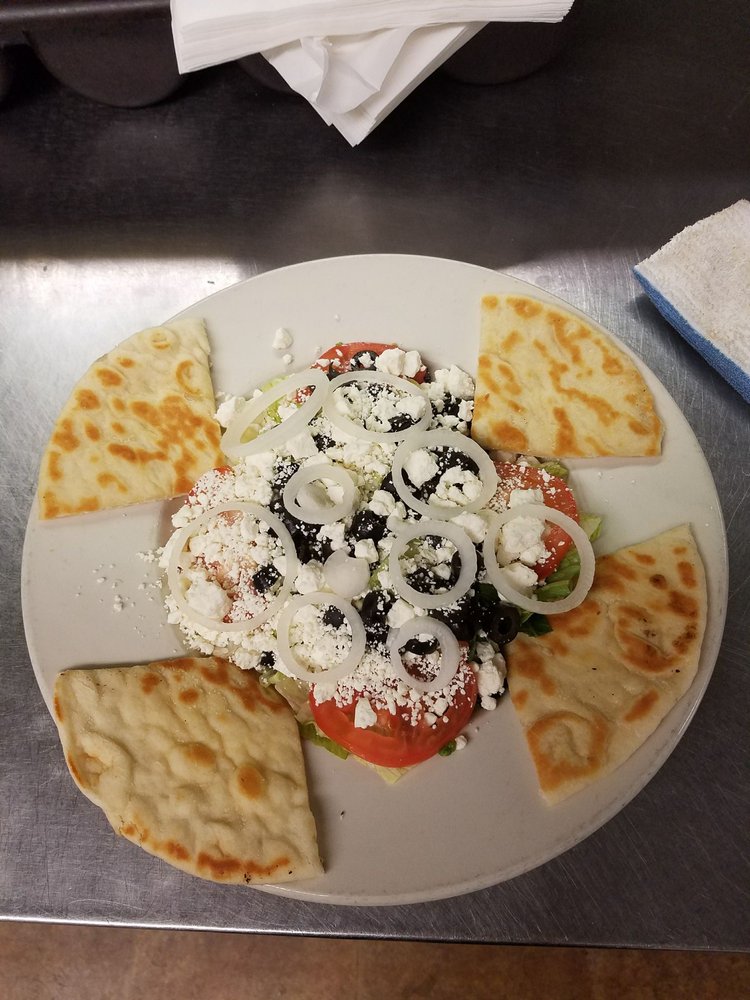 Retz’s Laconi’s II 33 Photos & 35 Reviews Pizza 547 Sackett Ave