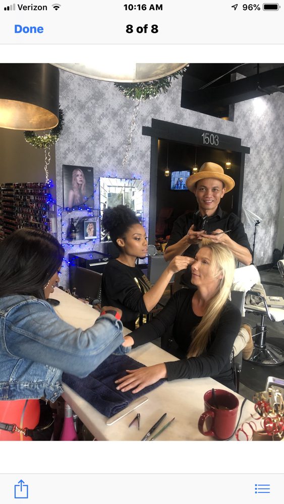 Tipsy SalonBar