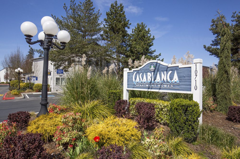 Casa Blanca Apartment Homes