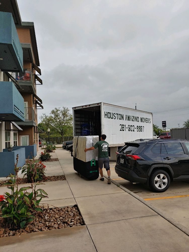 Houston Amazing Movers