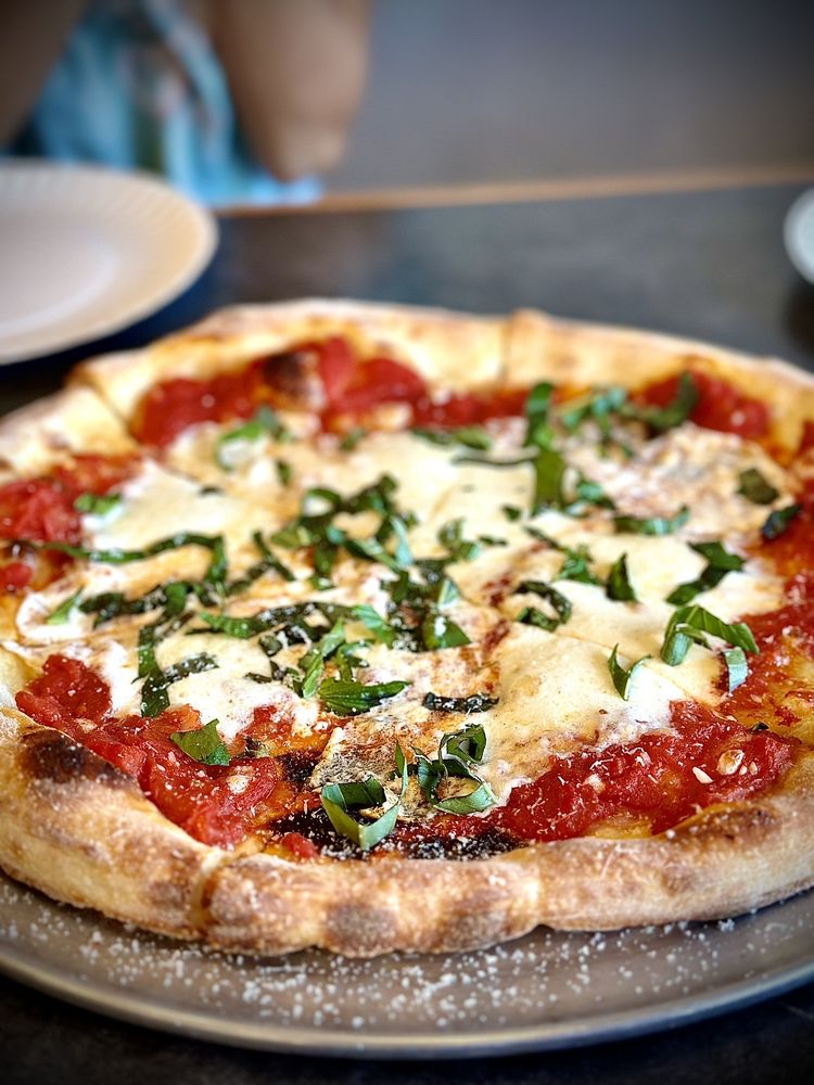 HonDough Pizza