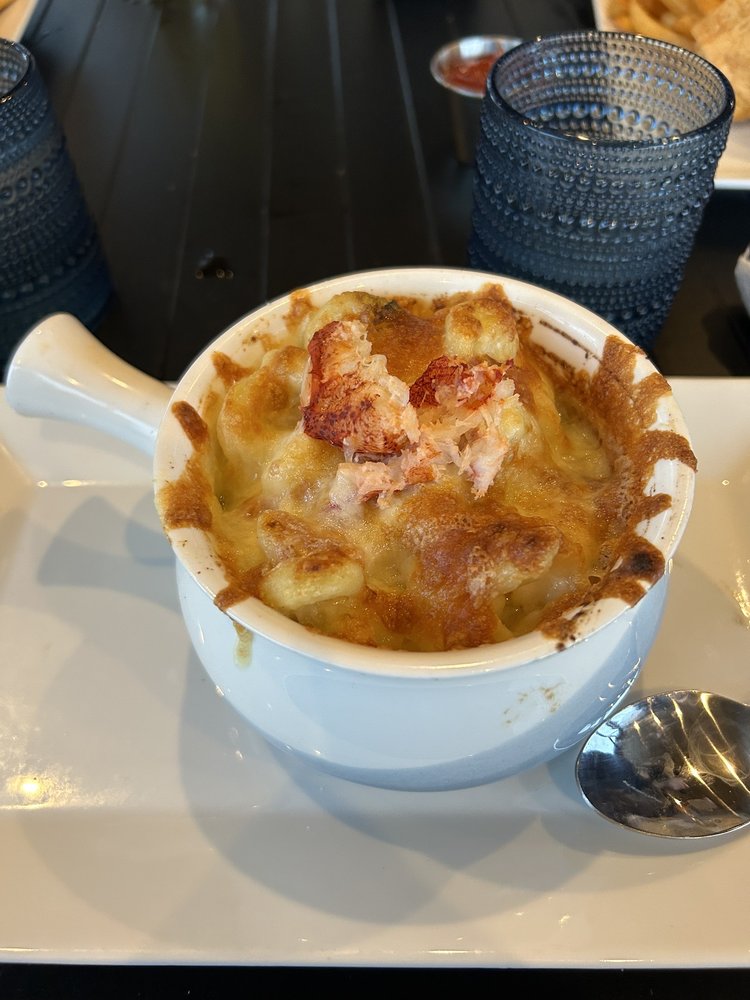 Shoreline Restaurant