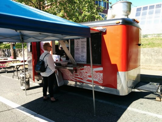 Goreeng Food Trailer Closed 13 Photos Food Trucks