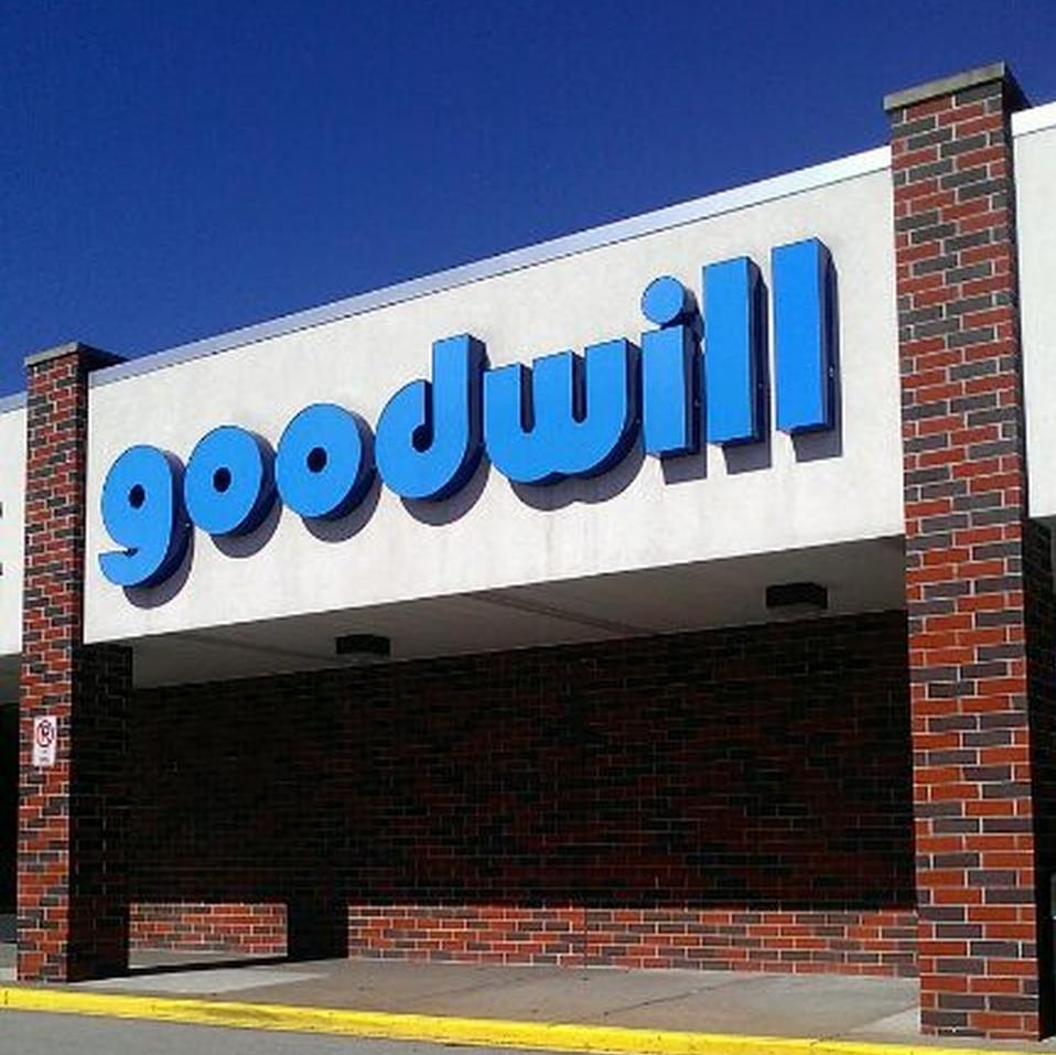 Goodwill of Southwestern Pennsylvania Thrift Stores 1054 Country Side Plz, Mount Pleasant