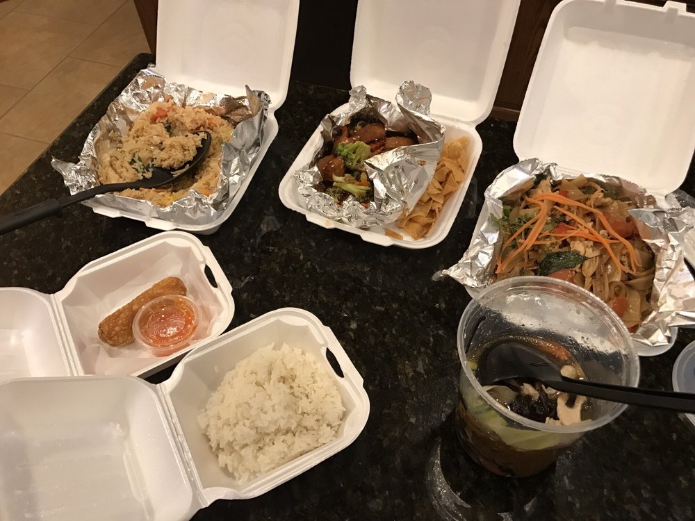 Jaiwai Thai Kitchen 122 Photos & 114 Reviews Thai 114 E 7th St