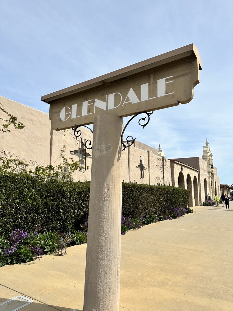 Glendale Metrolink Station