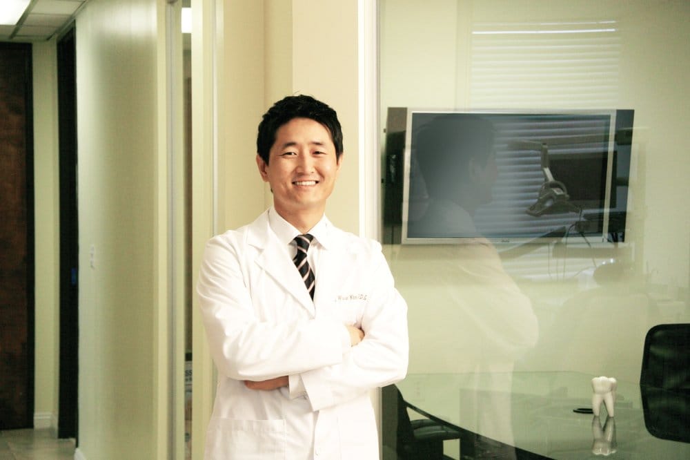 image of business Miracle Mile Comprehensive Dental Center