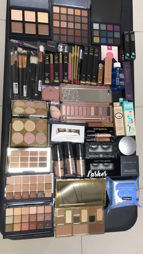 Makeup Studio Kit Saubhaya - Studio Makeup Kit Makeup Studio Kit Saubhaya - Studio Makeup Kit