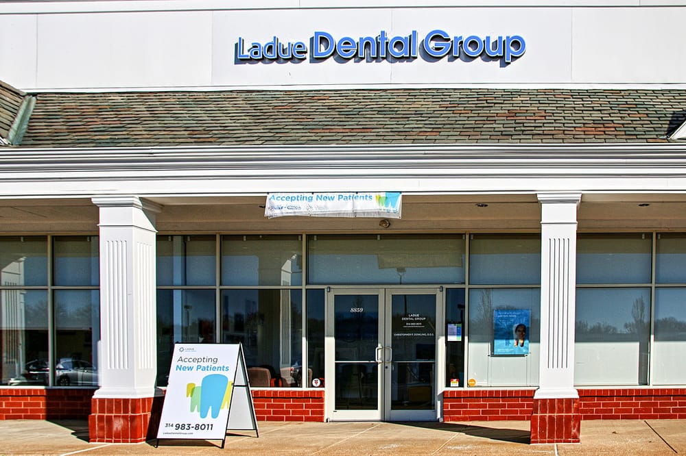 image of business Ladue Dental Group