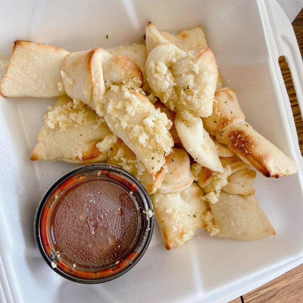 Hillcrest Restaurant and Taphouse