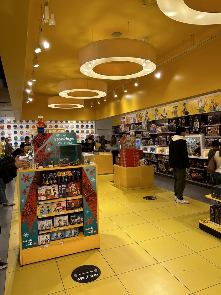 The Lego Store