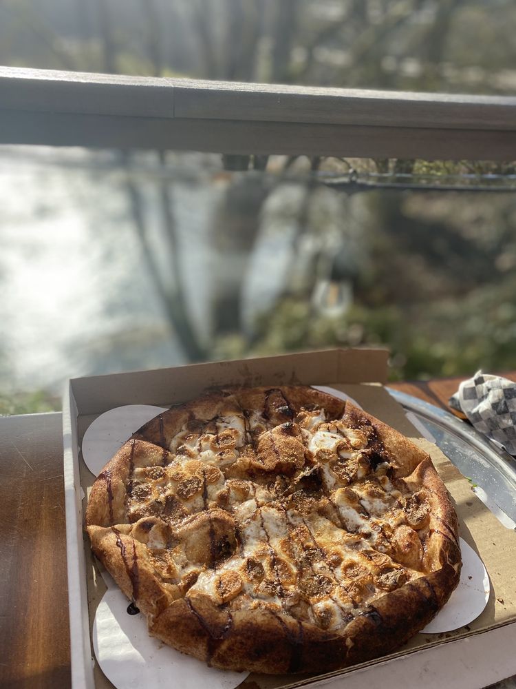 Cascadia Pizza