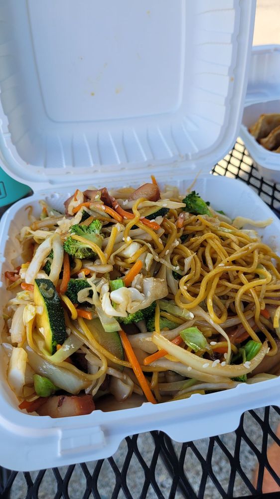 Toshi's Teriyaki & Tokyo Garden