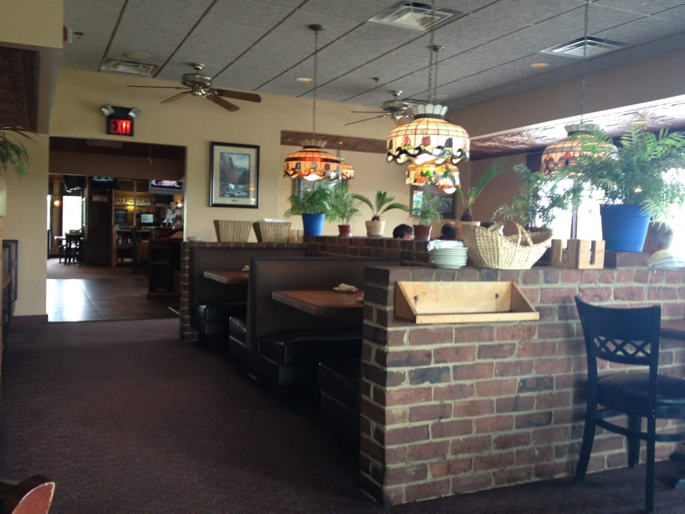 Damon’s the Place For Ribs CLOSED Barbeque 1640 Pkwy, Sevierville