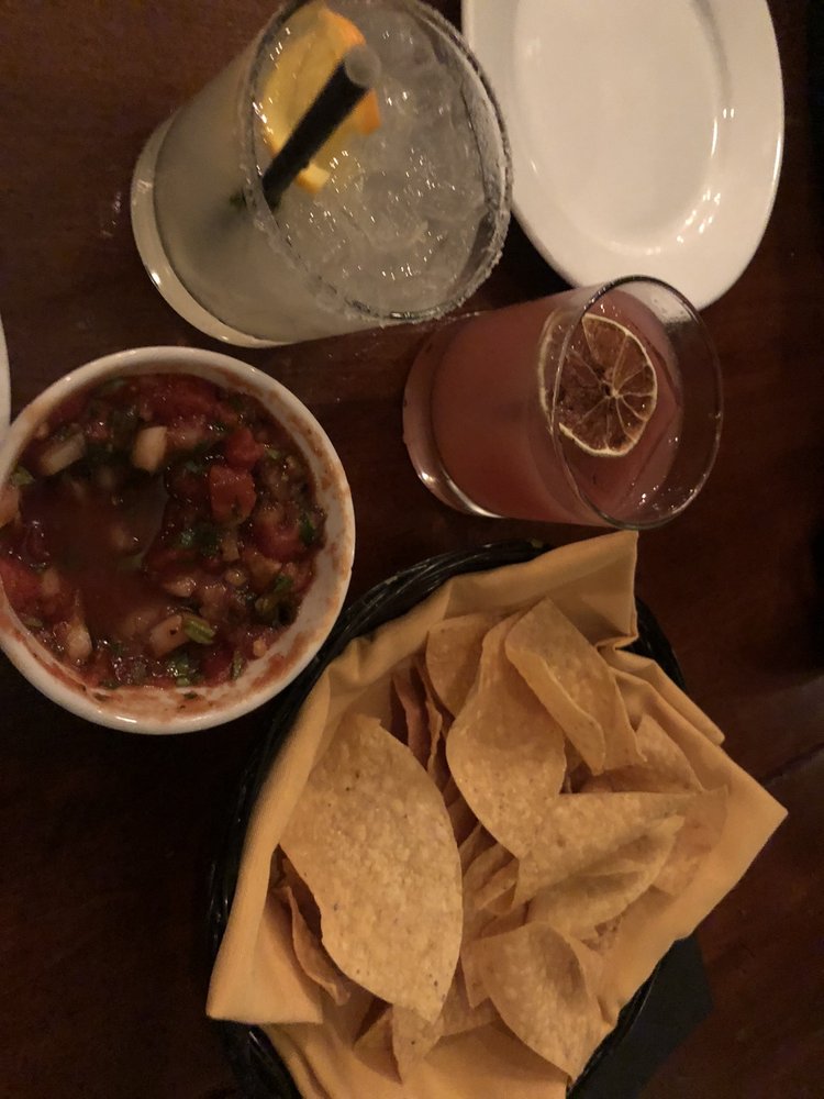 Hidalgo’s Cocina & Cócteles