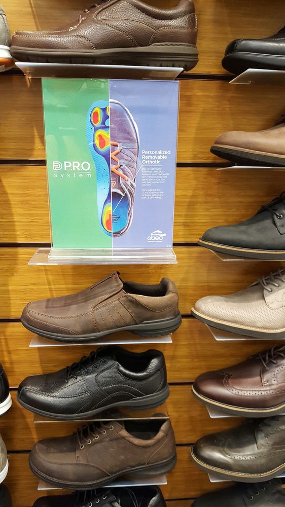 The Walking Company 22 Photos & 16 Reviews Shoe Stores 4211