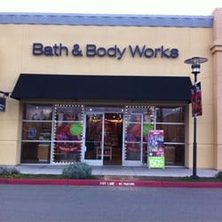 bath and body works closed 21 reviews cosmetics beauty bath and body works turlock